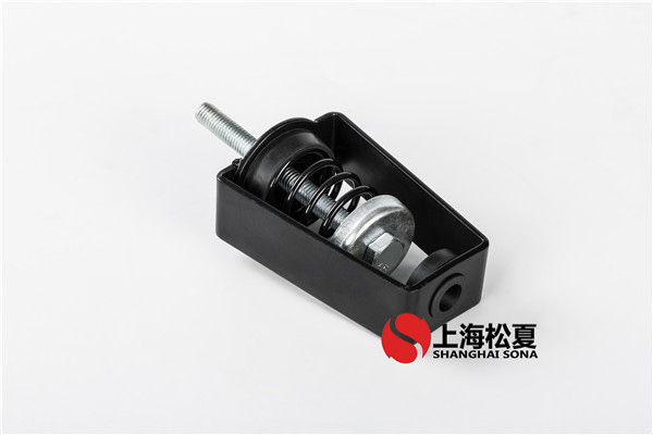 安裝動臂彈簧減震器時必須注意什么？